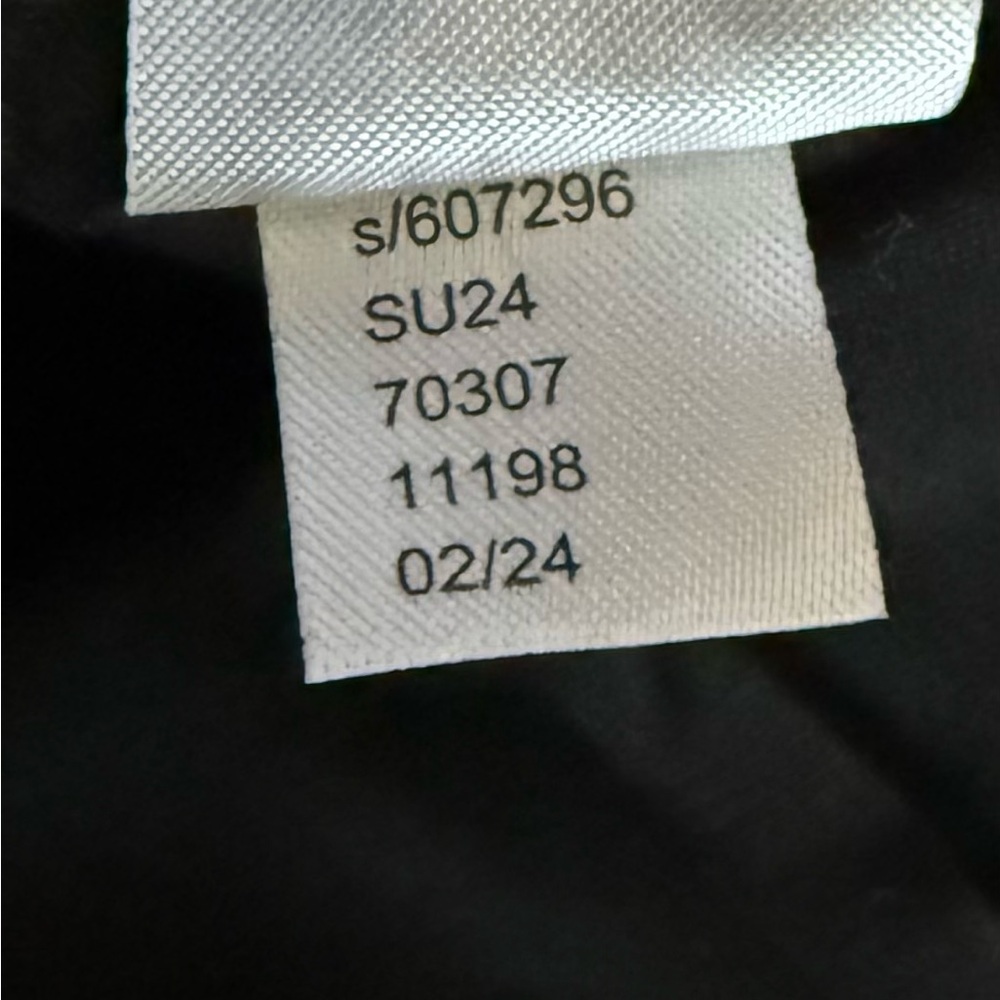Ann Taylor LOFT Curvy Riviera Shorts in Doubleweave Black Size 2 New - Picture 3 of 7